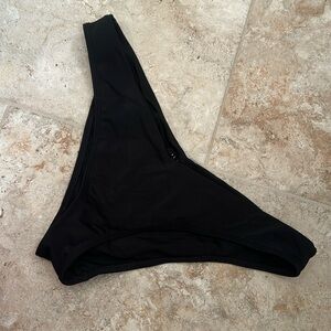 PAC sun black bottoms